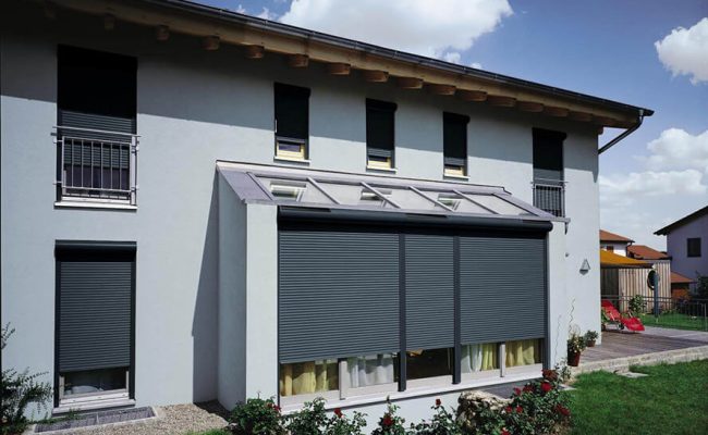 rollladen-mit-bockelement-grau rollladen-mit-bockelement-grau